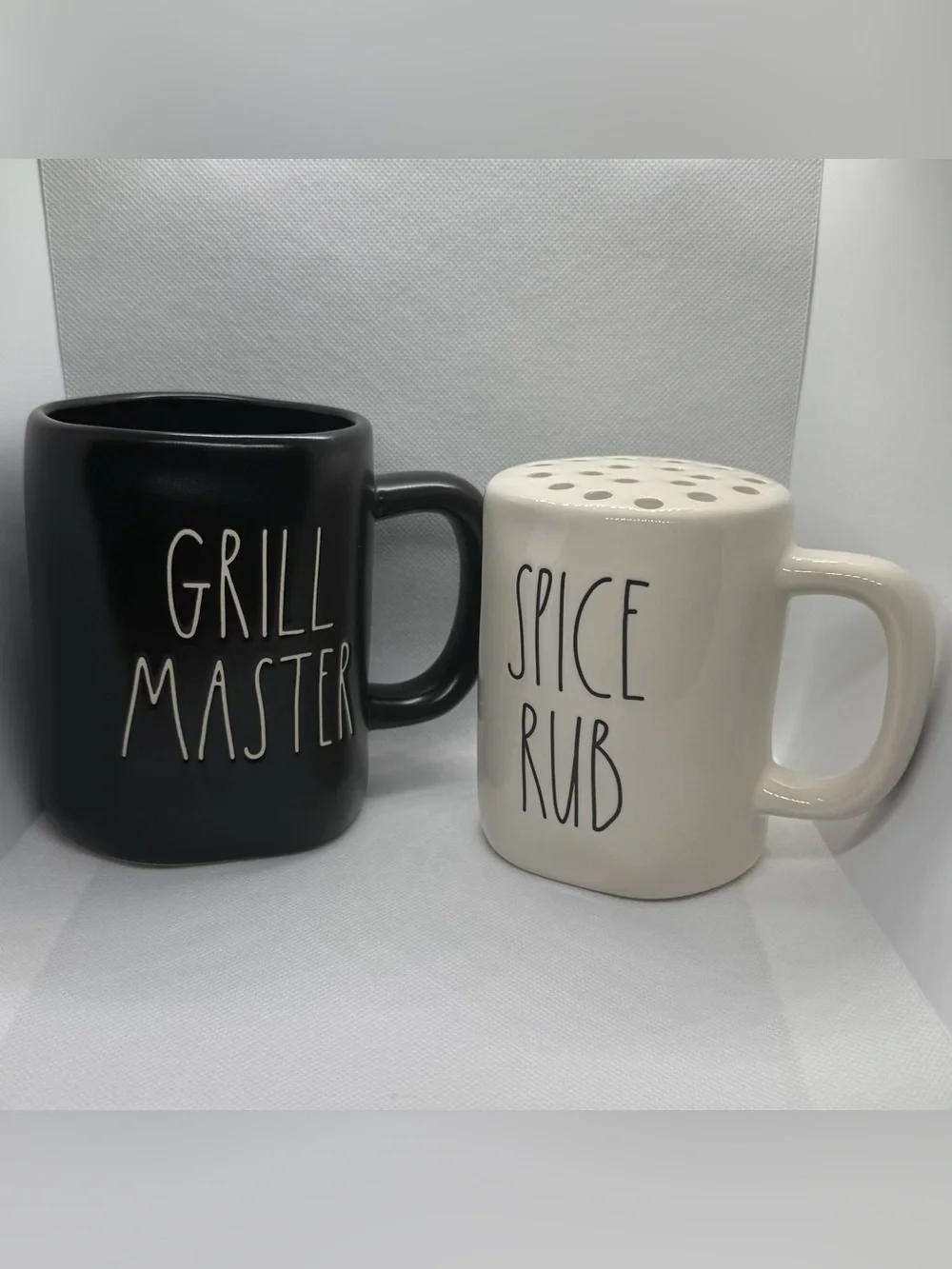 Rae Dunn Spice Rub & Grill Master 2-Piece Set – Brand New